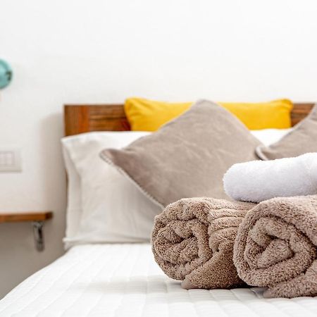 La Casa Di Memmi Suites & Rooms سانتا تيريزا غالّورا المظهر الخارجي الصورة