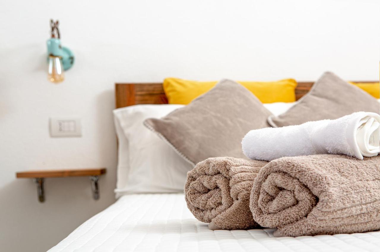 La Casa Di Memmi Suites & Rooms سانتا تيريزا غالّورا المظهر الخارجي الصورة